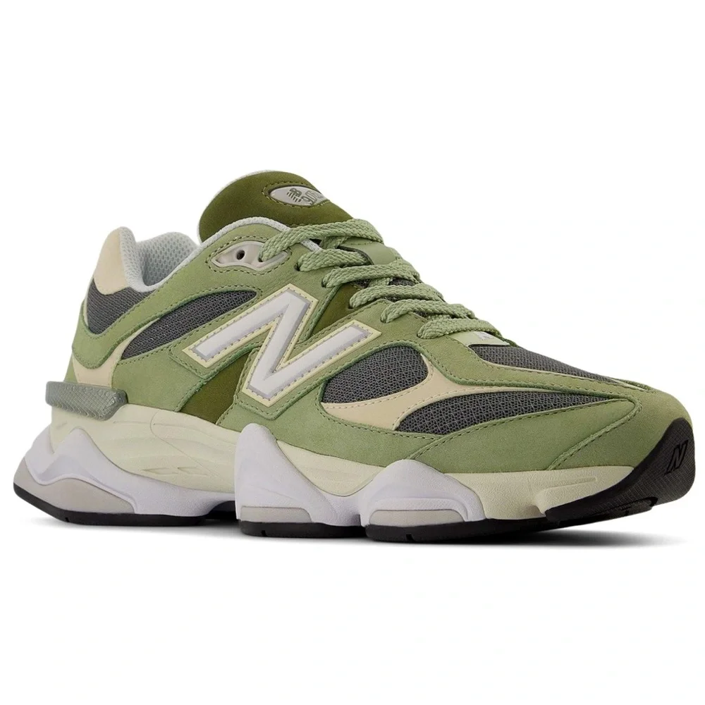 🥝 NEW BALANCE 9060 LIGHT GREEN WHITE 🥝 - Picture 2 of 5